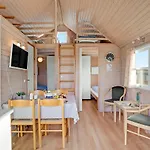 Amazing In Struer With Kitchen 度假居 *