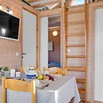 度假居 Amazing In Struer With Kitchen *